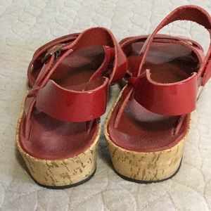 Kork-Ease Red patent leather sandals